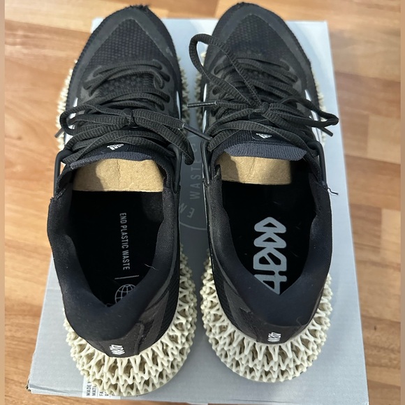 Men’s Adidas 4DFWD 2 Running Shoes Black and White size 10 - Picture 9 of 10